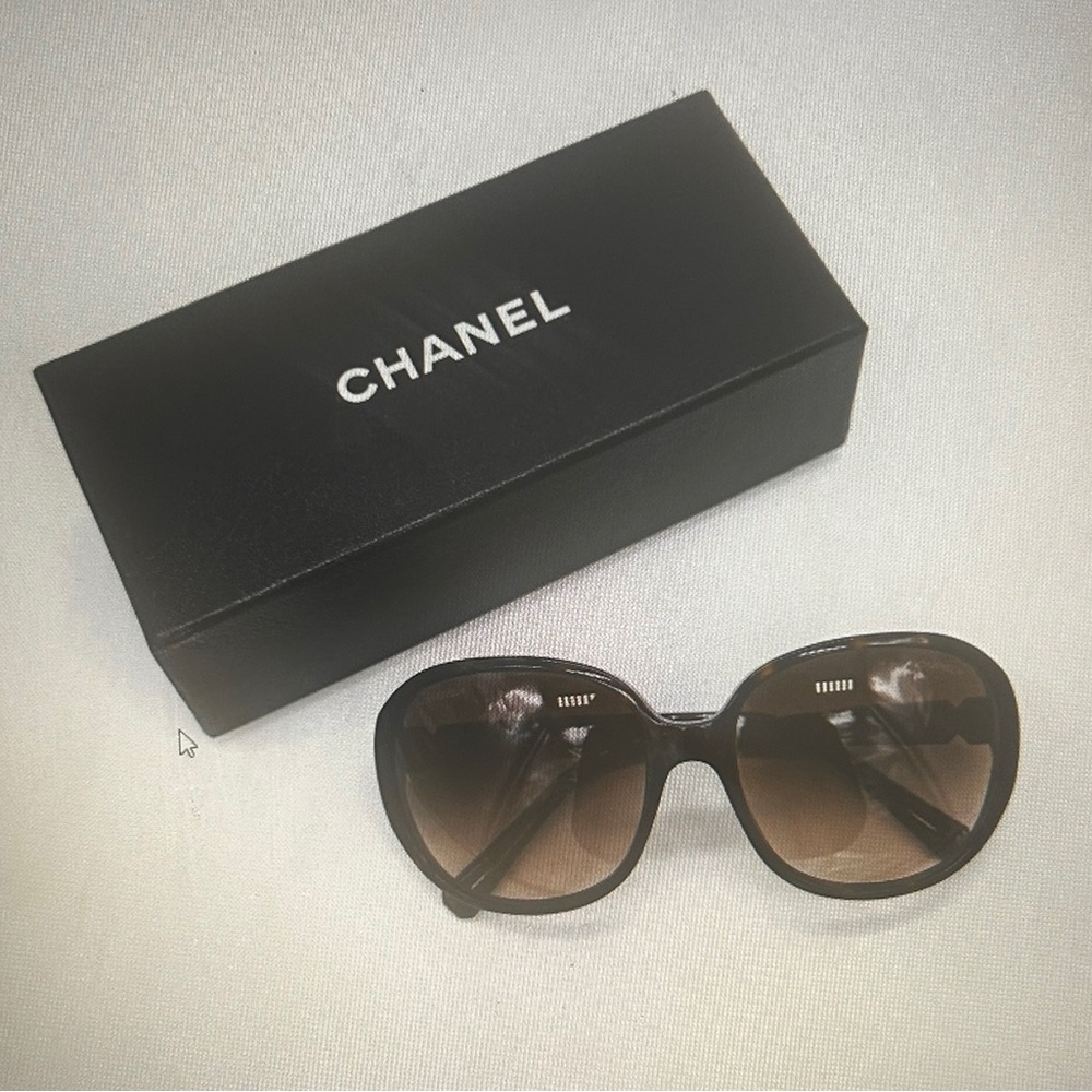 CHANEL Brown Gradient Oversized Women's Sunglasses